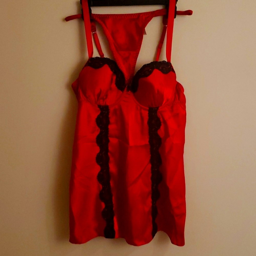 🆕️NWOT NEW GILLIGAN & OMALLEY Satin  Lingerie
